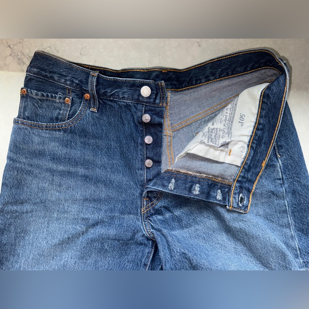 Levi's 501 Denim Cutoff Shorts - Picture 2 of 10
